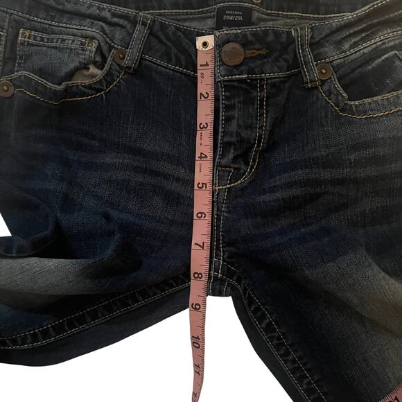 Y2K Vanity Low Rise Flared Jeans Size 29 - Picture 5 of 5